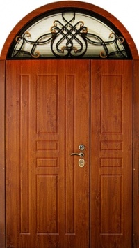 Входная арочная дверь с фрамугой №20 